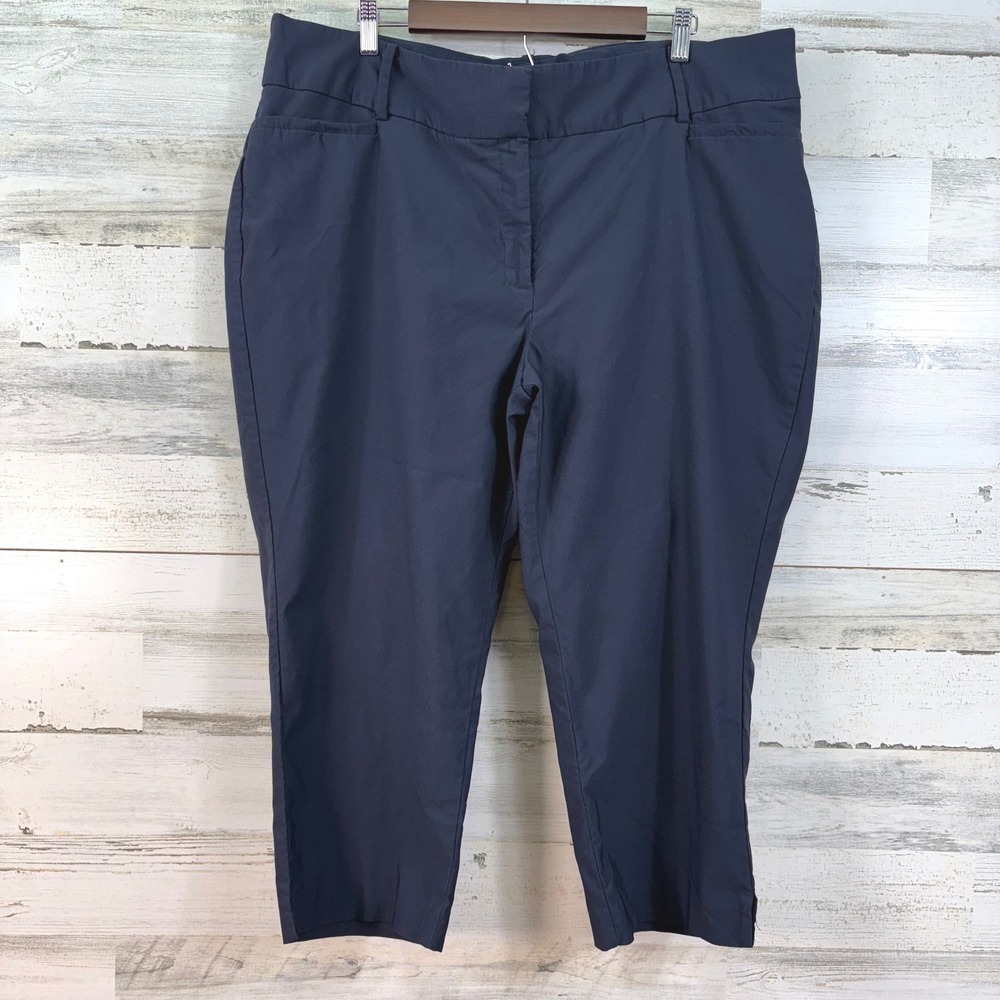 Lane Bryant Navy Blue Capri Pants Women 26 Cropped Stretch Workwear Summer